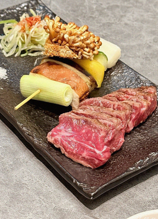 GOWOOGA Gangnam·Yeoksam · fresh Hanwoo beef tartare (yukhoe)