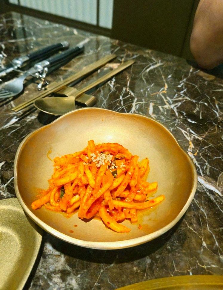 대보정 시청역점 · 시청역 점심 · 신선한 한우 육회