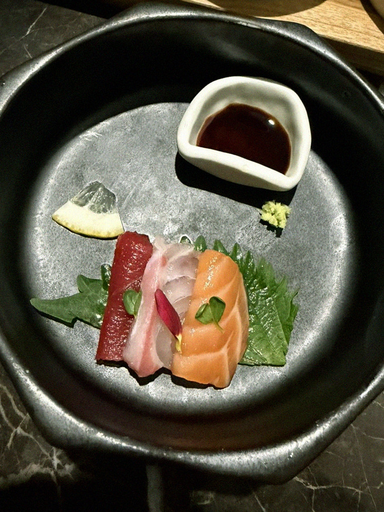 DAEBOJUNG Yeouido · 套餐中搭配的海鲜料理