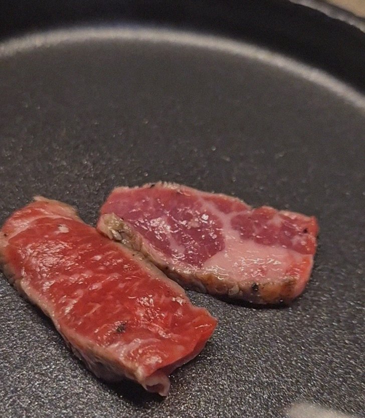 우아라 여의도점 · 더현대 맛집 · 마블링이 살아있는 프리미엄 한우 쇼잉