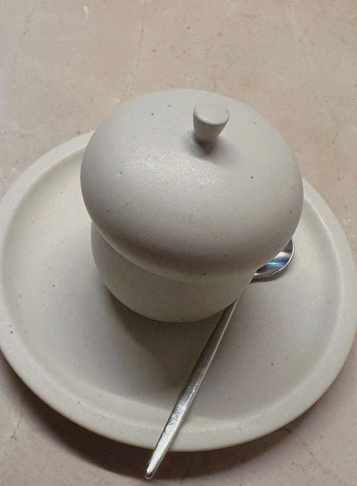 우아라 여의도점 · 더현대 맛집 · 식사 코스와 곁들임