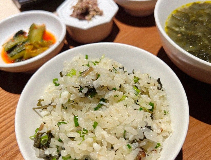 WOOARA Yeouido · the rice course with accompaniments