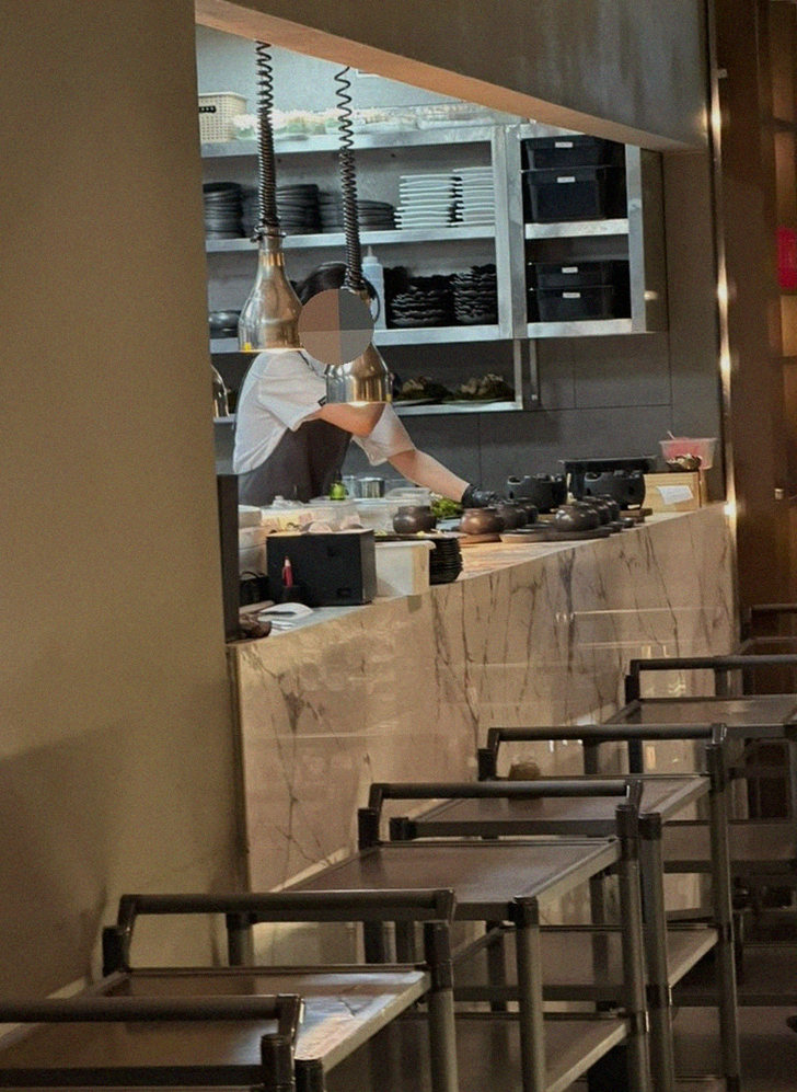 고우가 여의도점 · 더현대 근처 맛집 · 전 좌석 프라이빗 룸 내부 분위기