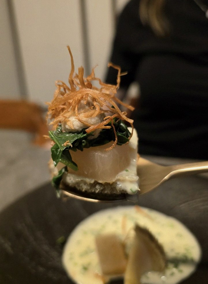 고우가 여의도점 · 더현대 근처 맛집 · 한 접시씩 정성껏 플레이팅된 한우 코스 요리