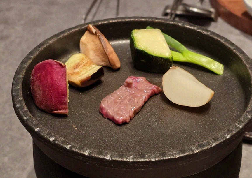 우하나 여의도점 · 여의도 맛집 더현대 맛집 · 비장탄 그릴 위에서 익어가는 한우