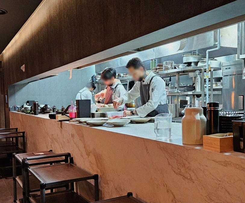 우하나 여의도점 · 여의도 맛집 더현대 맛집 · 코스에 곁들여지는 해산물 요리