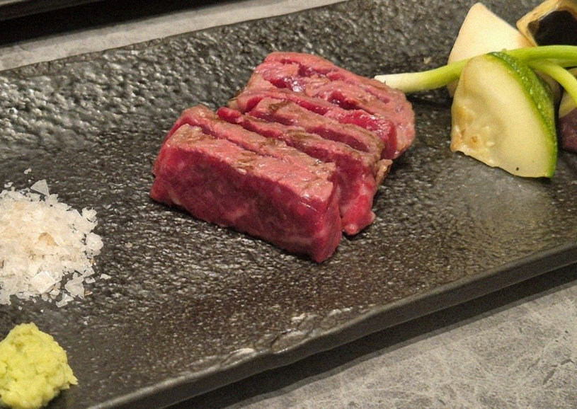 WOOHANA Yeouido · fresh Hanwoo beef tartare (yukhoe)