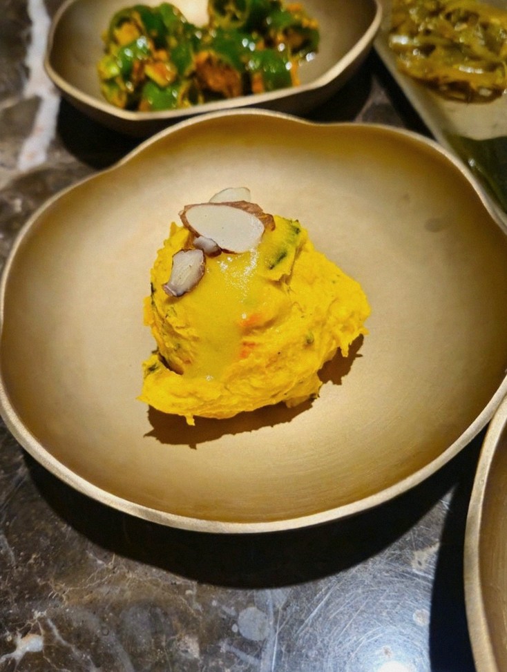 DAEBOJUNG Yeouido · fresh Hanwoo beef tartare (yukhoe)