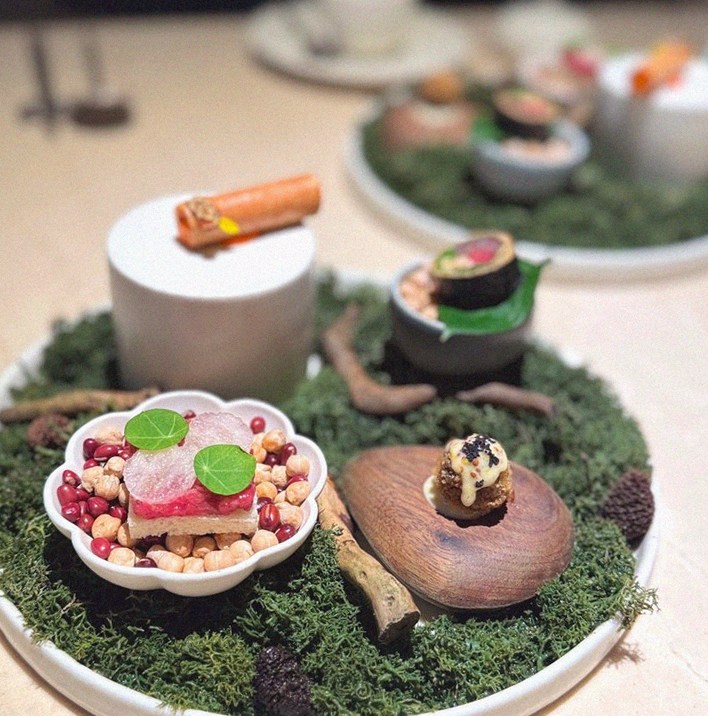 우아라 광화문점 · 광화문역 데이트 맛집 · 코스를 마무리하는 디저트