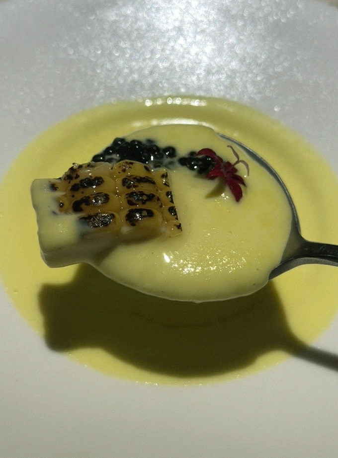 WOOARA Gwanghwamun · dessert to close the omakase