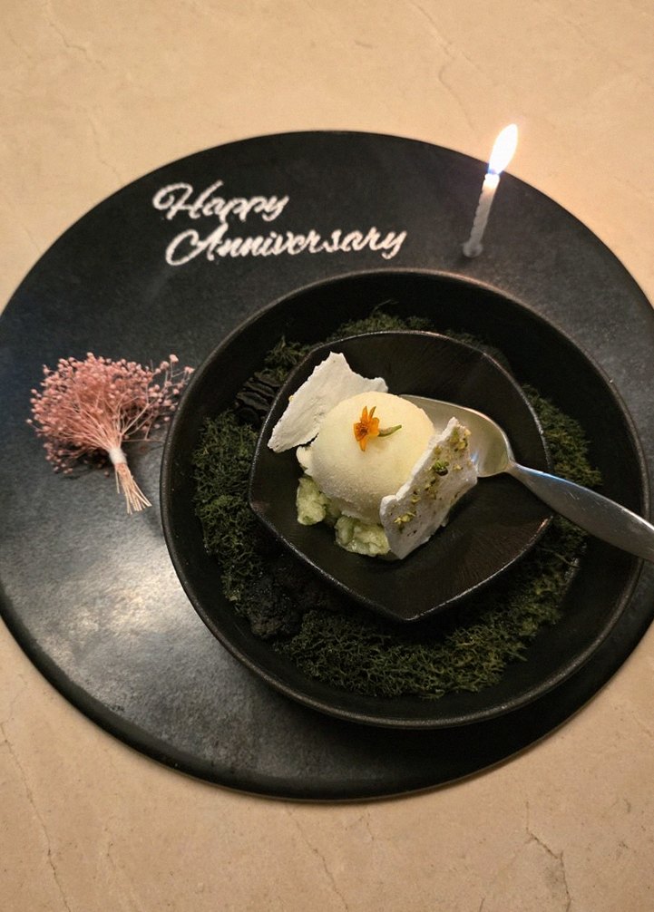 우아라 여의도점 · 여의도 룸식당 여의도 맛집 · 신선한 한우 육회