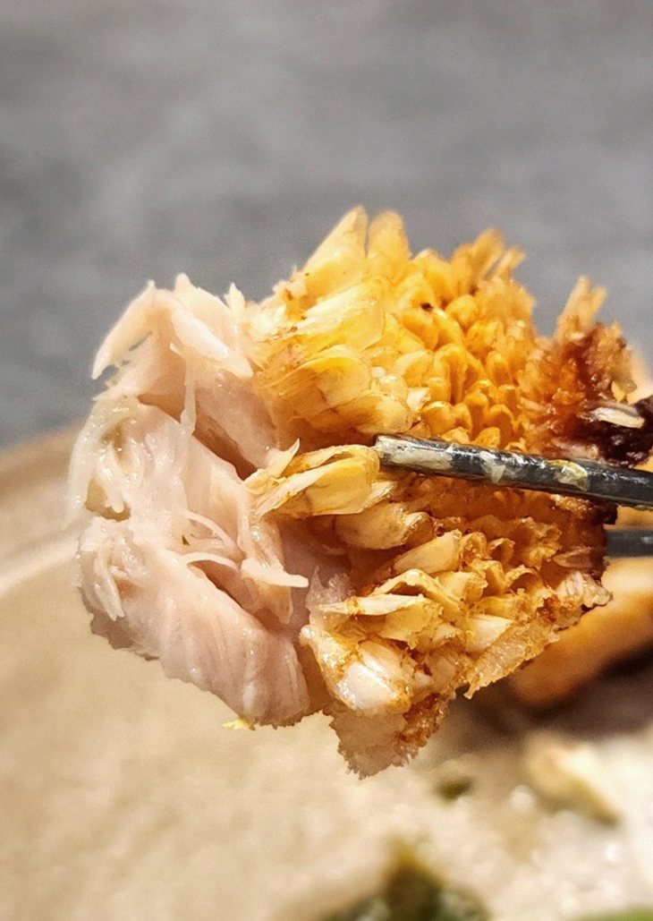 WOOHANA Jonggak · seafood course served alongside the beef