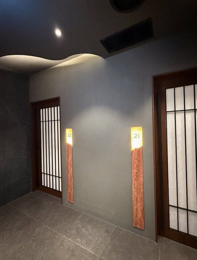WOOHANA Jonggak · a private dining room — every table is a private room