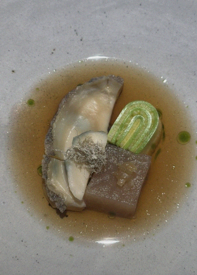 WOOARA Gwanghwamun · seafood course served alongside the beef