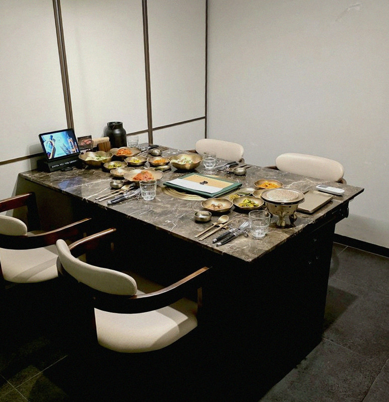 대보정 시청역점 · 서울역 점심 · 한 상 가득 차려진 한우 오마카세 코스
