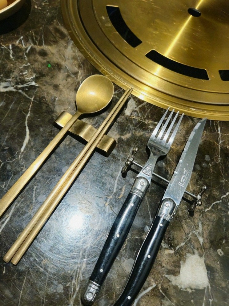 DAEBOJUNG City Hall · the full Hanwoo omakase table
