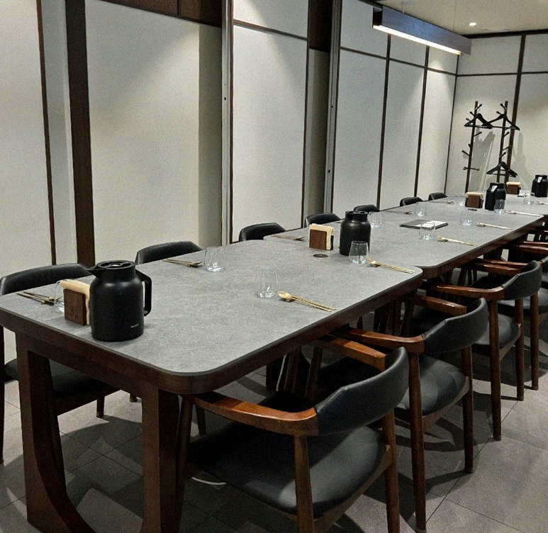 GOWOOGA Gangnam·Yeoksam · a private dining room — every table is a private room