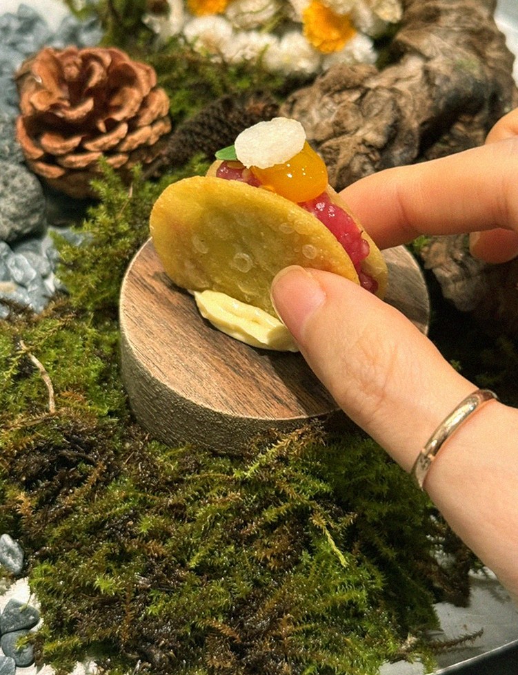GOWOOGA Gangnam·Yeoksam · dessert to close the omakase