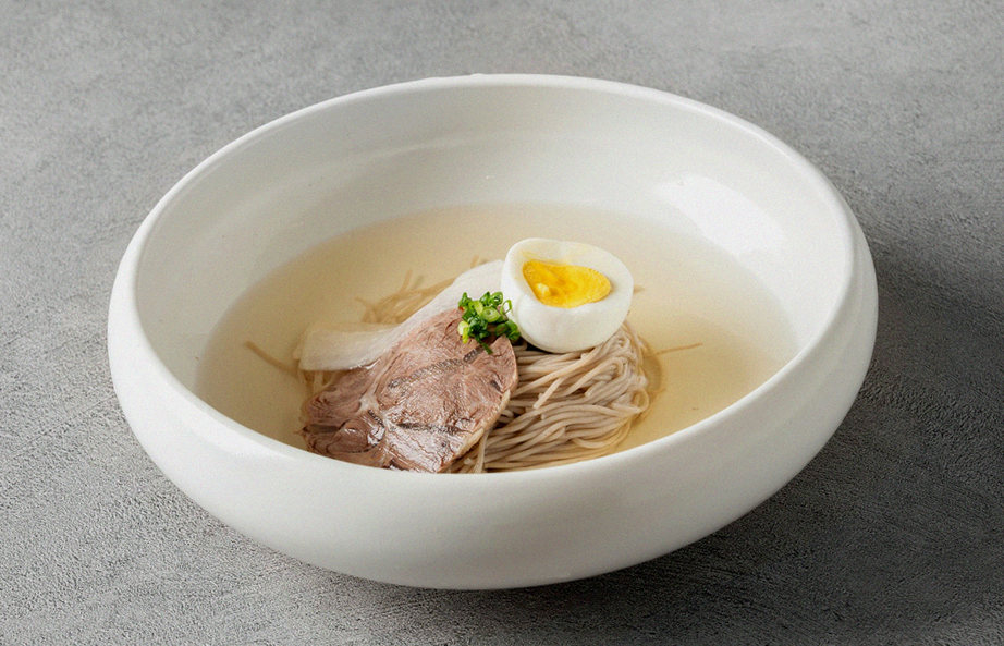 DAEBOJUNG Yeouido · a warm soup to finish the course