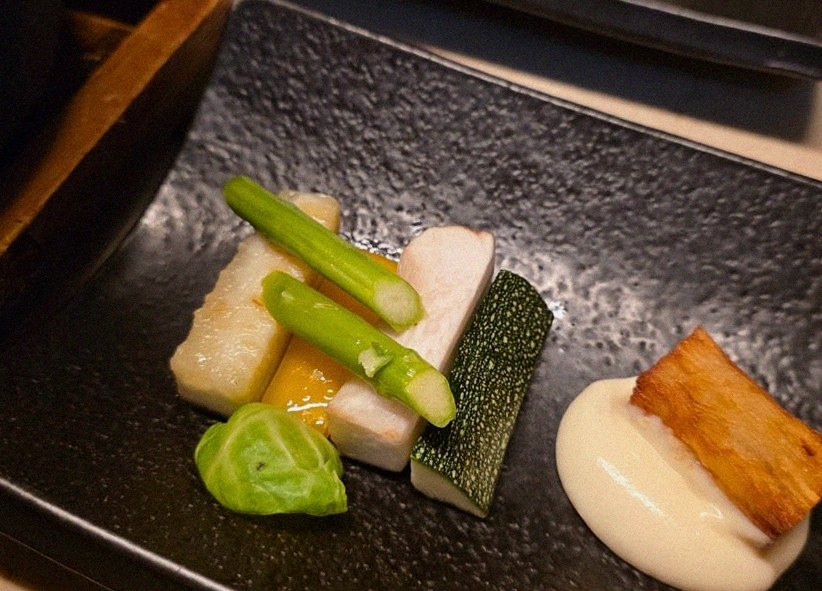 WOOARA Gwanghwamun · seafood course served alongside the beef