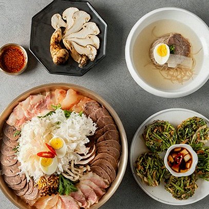 DAEBOJUNG Yeouido · 套餐中搭配的海鲜料理