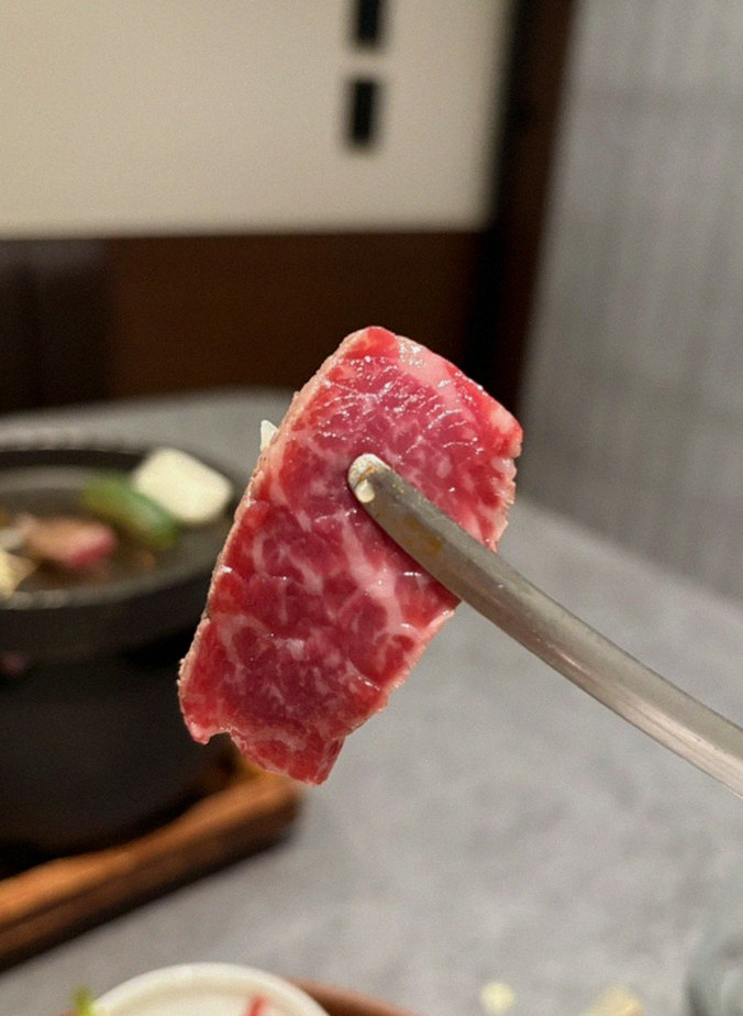 고우가 역삼점 강남 · 마블링이 살아있는 프리미엄 한우 쇼잉