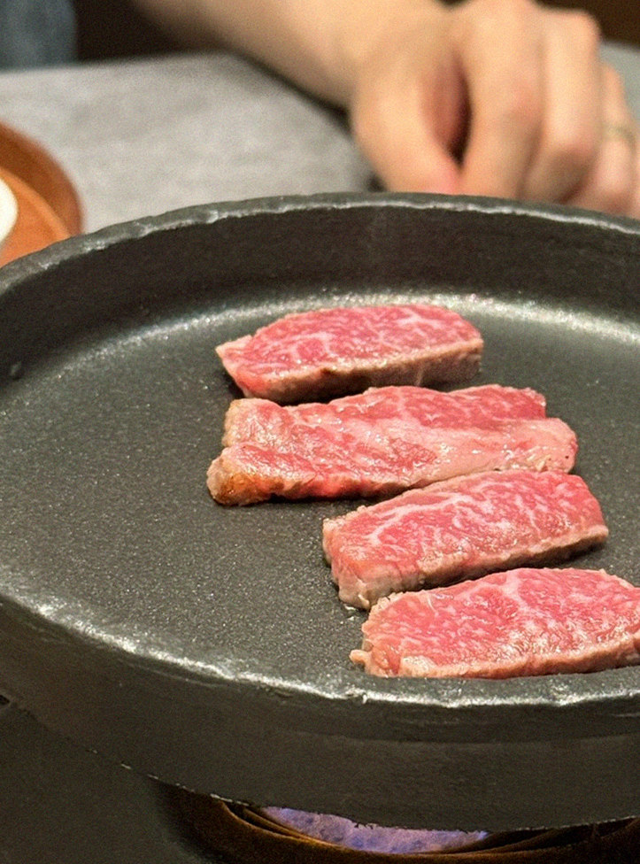 고우가 역삼점 강남 · 강남 회식 · 비장탄 그릴 위에서 익어가는 한우