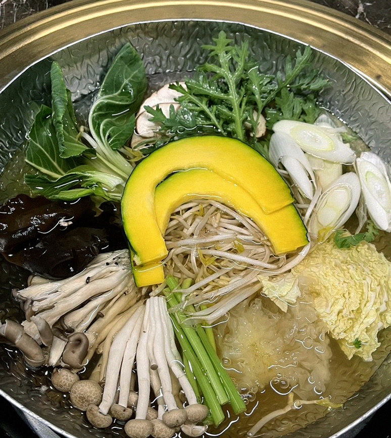 DAEBOJUNG City Hall · a warm soup to finish the course