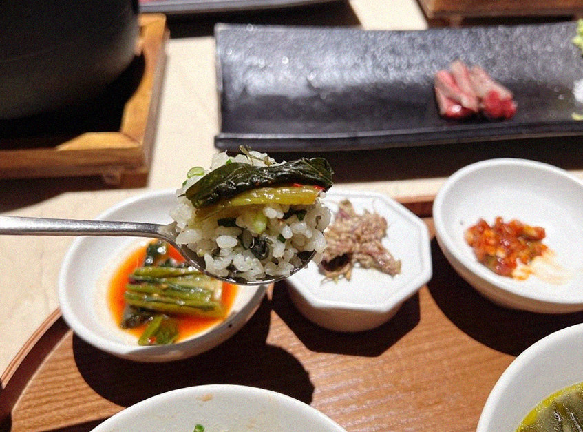 WOOARA Yeouido · 精致的韩式小菜