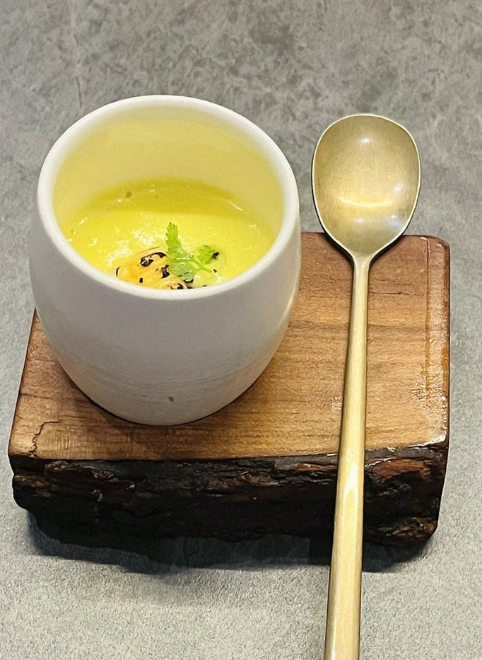 고우가 여의도점 · 더현대서울 근처 맛집 · 따뜻하게 마무리하는 국물 요리