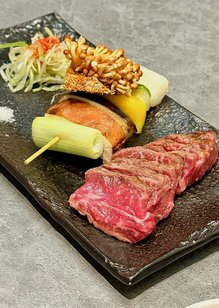 GOWOOGA Gangnam·Yeoksam · fresh Hanwoo beef tartare (yukhoe)