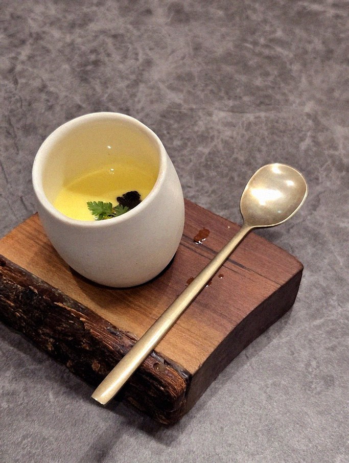 GOWOOGA Gwanghwamun · a warm soup to finish the course