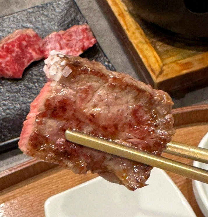 GOWOOGA Gwanghwamun · premium marbled Hanwoo beef presented before grilling