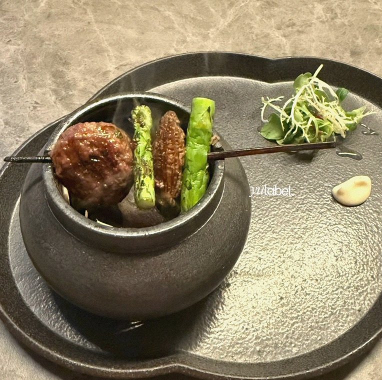 고우가 여의도점 · 여의도 더현대서울 맛집 · 신선한 한우 육회
