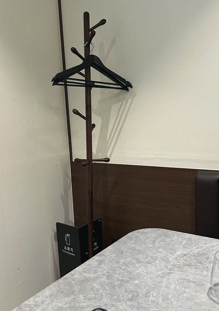 고우가 여의도점 · 여의도 더현대서울 맛집 · 전 좌석 프라이빗 룸 내부 분위기