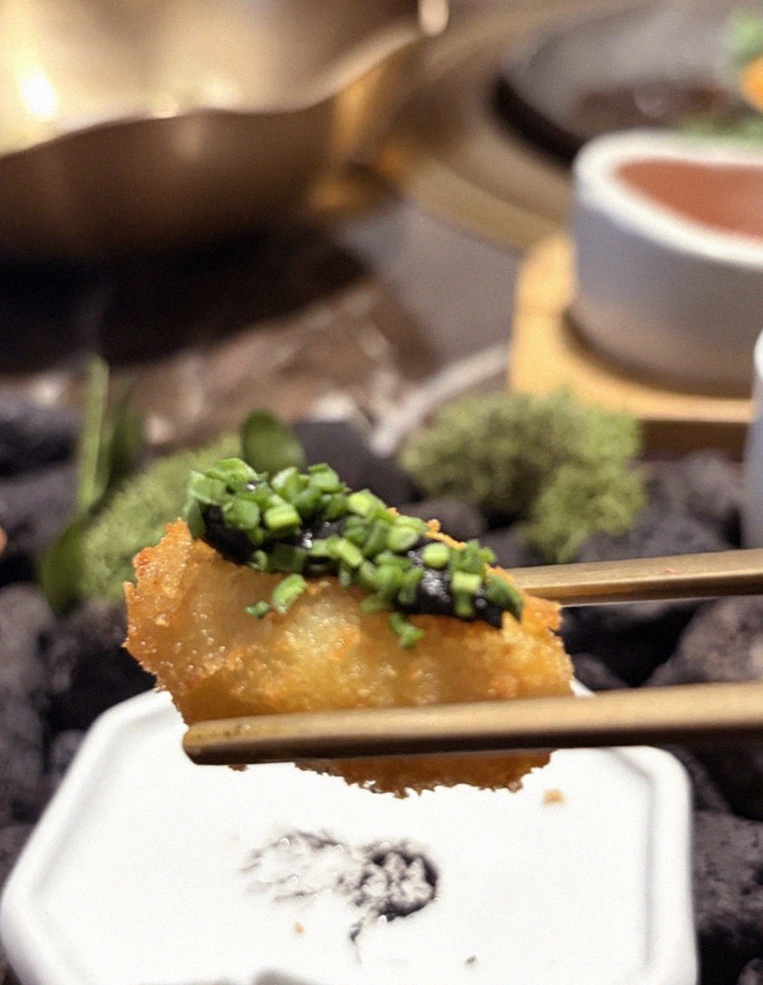 DAEBOJUNG City Hall · 新鲜韩牛生拌牛肉