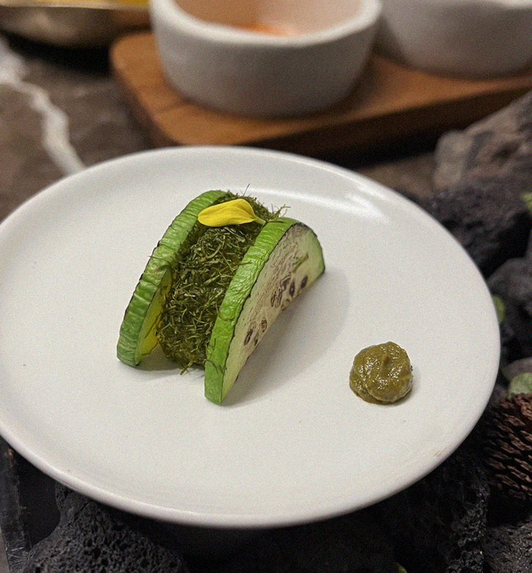 대보정 시청역점 · 광화문 샤브샤브 맛집 · 한 접시씩 정성껏 플레이팅된 한우 코스 요리
