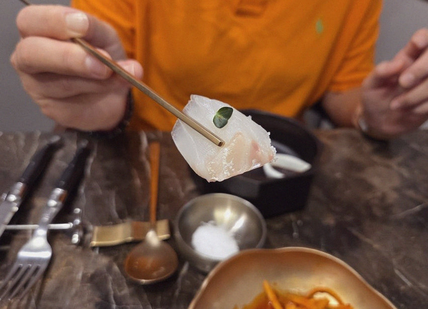 DAEBOJUNG City Hall · the rice course with accompaniments