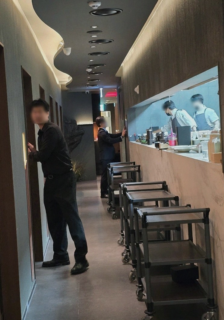 우하나 종각역점 · 광화문 맛집 종각역 맛집 · 전 좌석 프라이빗 룸 내부 분위기