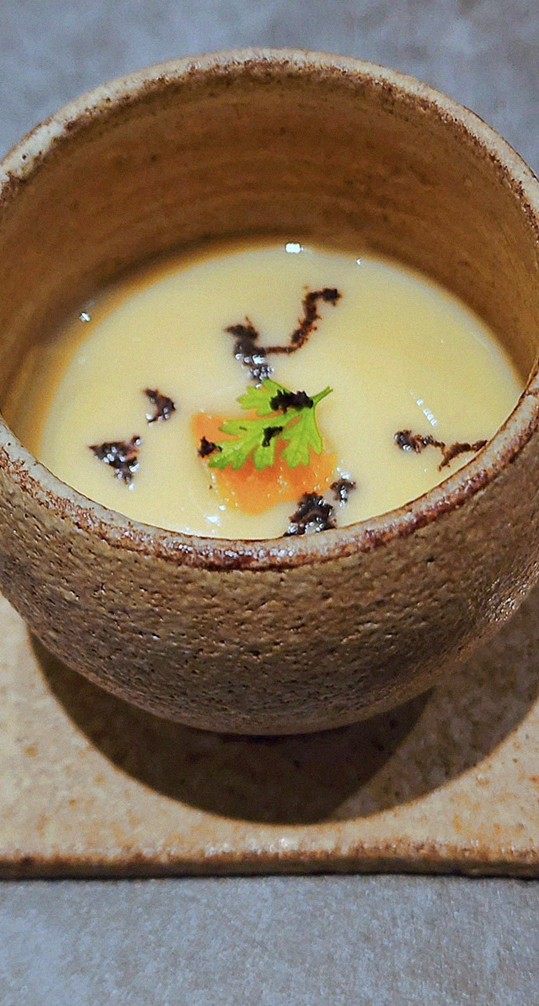 WOOHANA Jonggak · a warm soup to finish the course