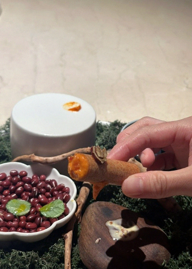 WOOARA Yeouido · fresh Hanwoo beef tartare (yukhoe)