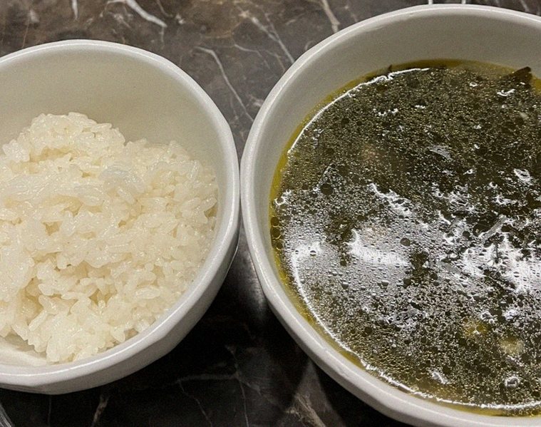 DAEBOJUNG City Hall · the rice course with accompaniments