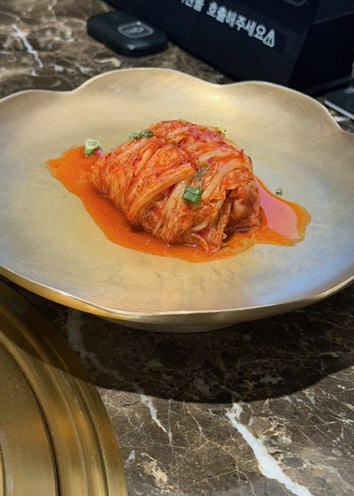 DAEBOJUNG Yeouido · 新鲜韩牛生拌牛肉