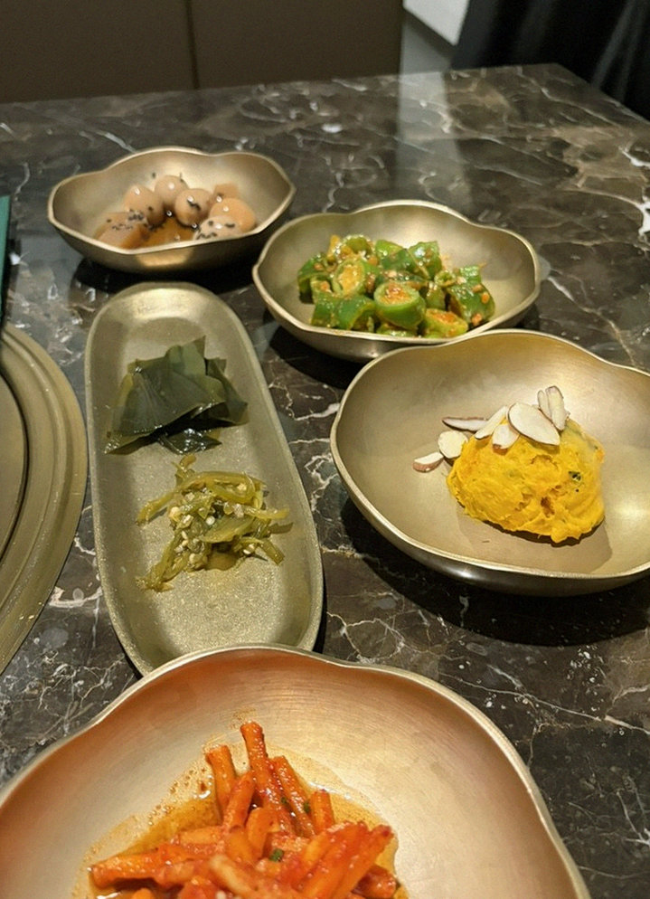 DAEBOJUNG Yeouido · 精致的韩式小菜