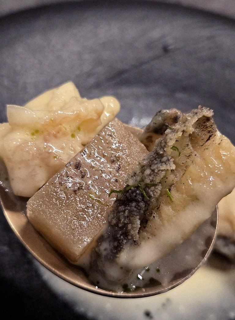 GOWOOGA Gwanghwamun · seafood course served alongside the beef