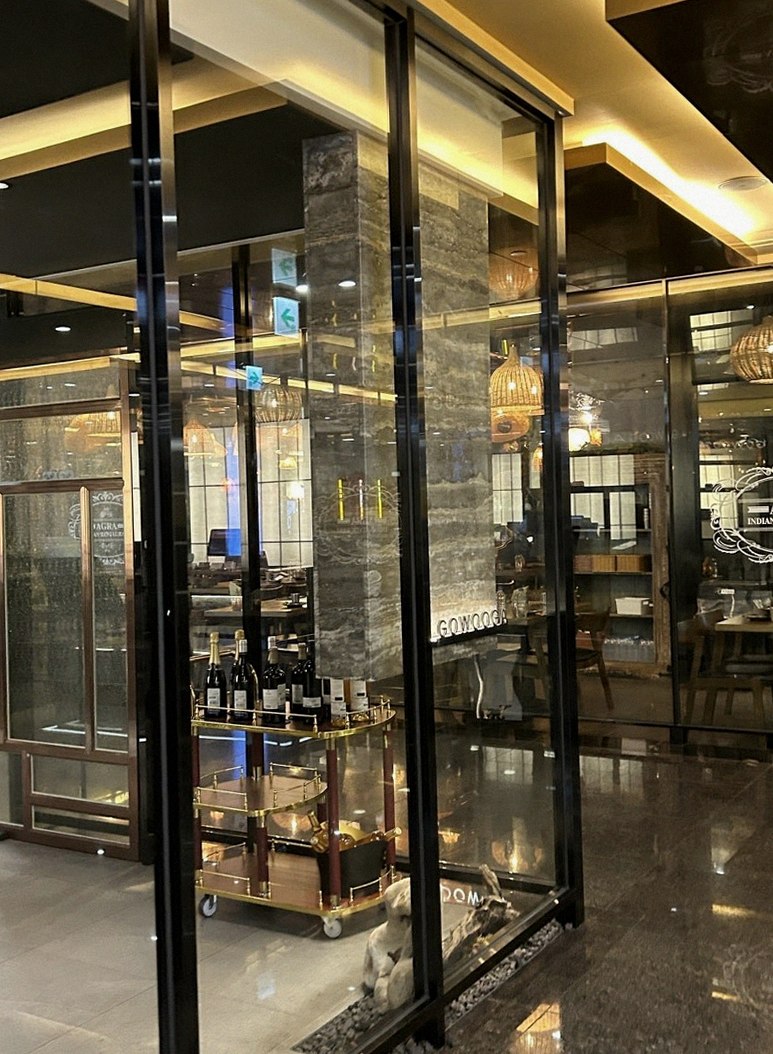 GOWOOGA Gangnam·Yeoksam · a private dining room — every table is a private room