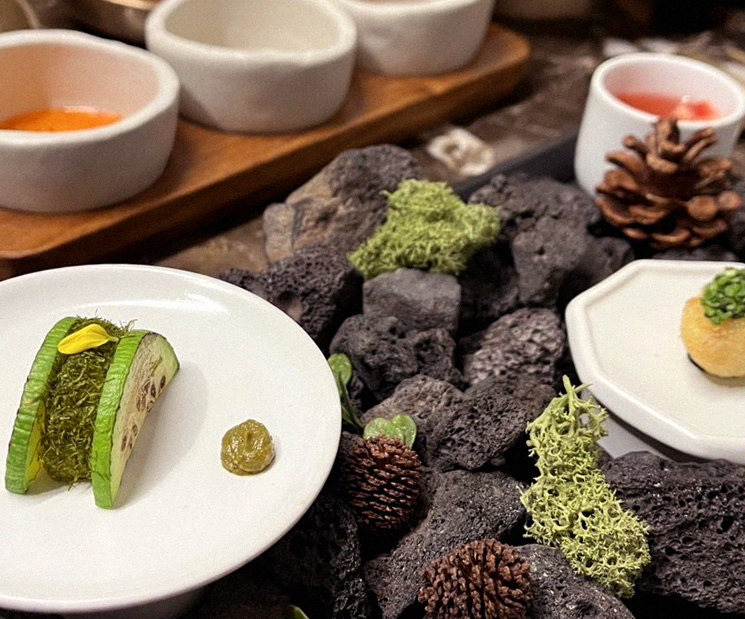 DAEBOJUNG City Hall · a plated course of Hanwoo beef