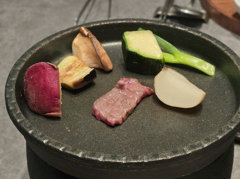 WOOHANA Yeouido · 備長炭で焼き上げる韓牛