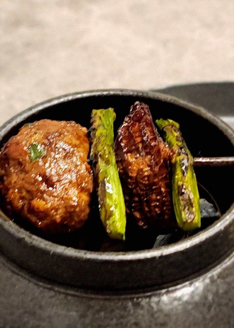 고우가 광화문점 · 서울 한우오마카세 맛집 · 비장탄 그릴 위에서 익어가는 한우