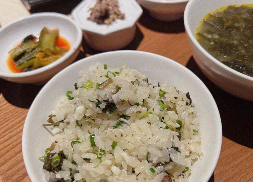 WOOARA Gwanghwamun · 主食与配菜